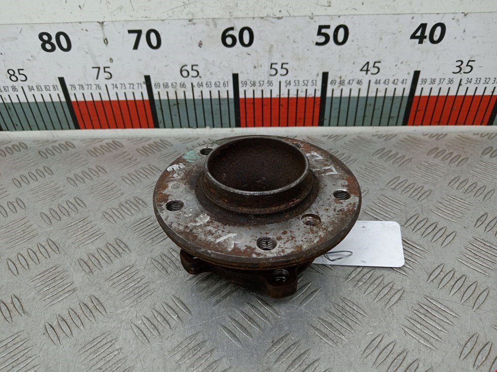 Ступица передняя левая/правая BMW 3er E90/E91 2005-2012