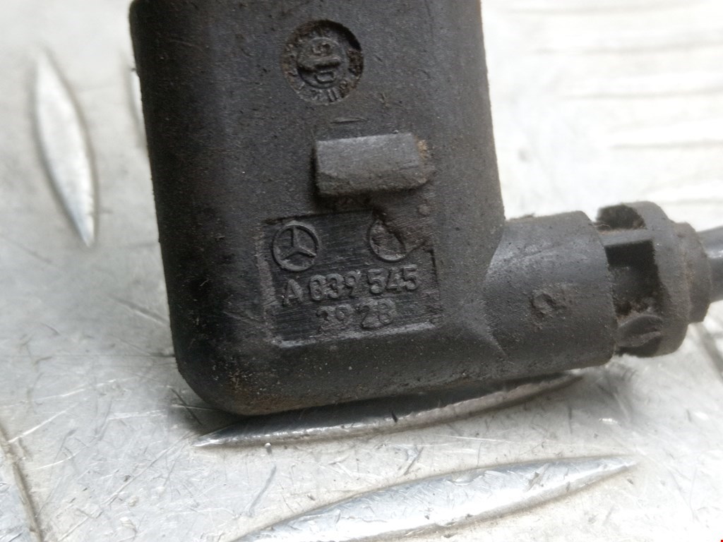 Датчик ABS задний левый MERCEDES-BENZ E-Class W211, S211 2002-2009