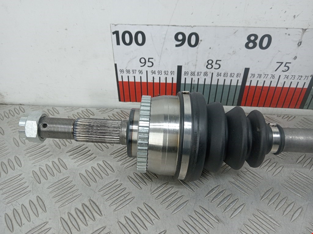 Полуось (привод, приводной вал) передняя правая NISSAN Primera P11 1996-2002