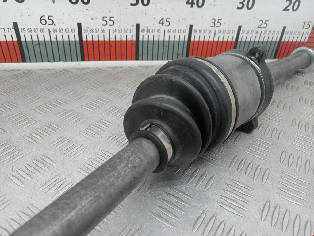 Полуось (привод, приводной вал) передняя правая NISSAN Primera P11 1996-2002