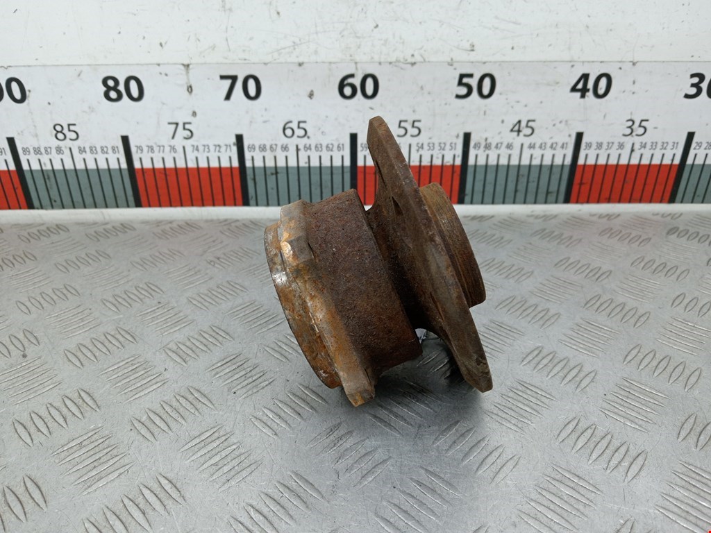 Ступица задняя левая/правая MERCEDES-BENZ CLS-Class C219 2004-2010