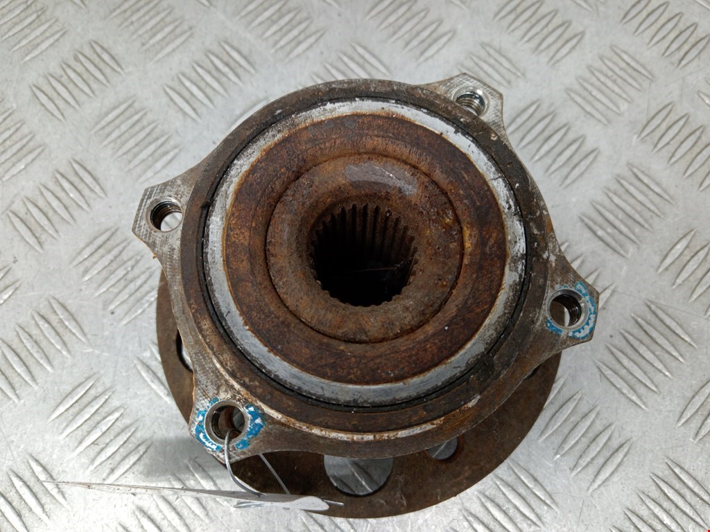 Ступица задняя левая/правая MERCEDES-BENZ CLS-Class C219 2004-2010