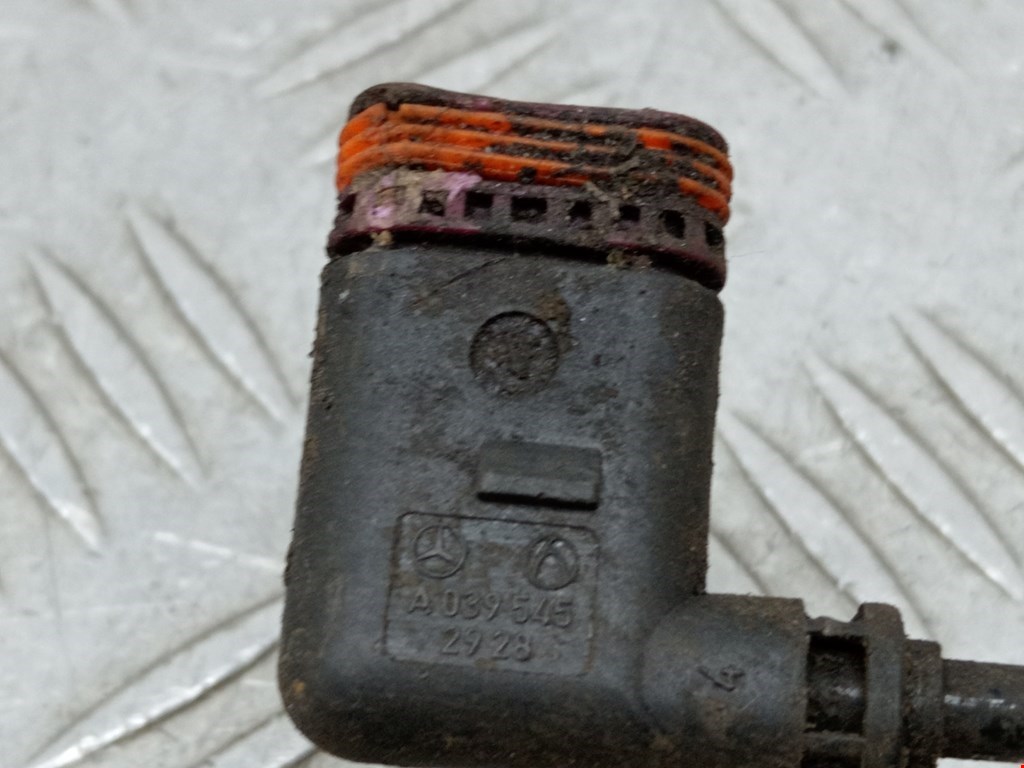 Датчик ABS задний левый MERCEDES-BENZ C-Class C-klasse W204 2007-2015