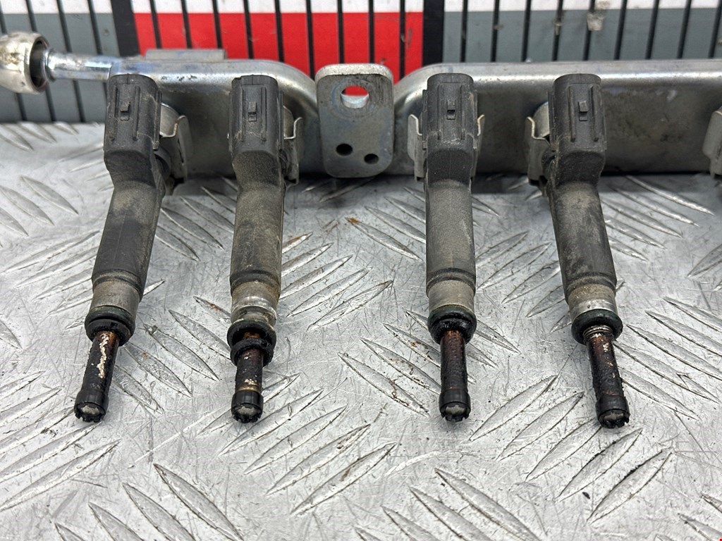 Форсунка дизельная электрическая NISSAN Juke 2010-2019