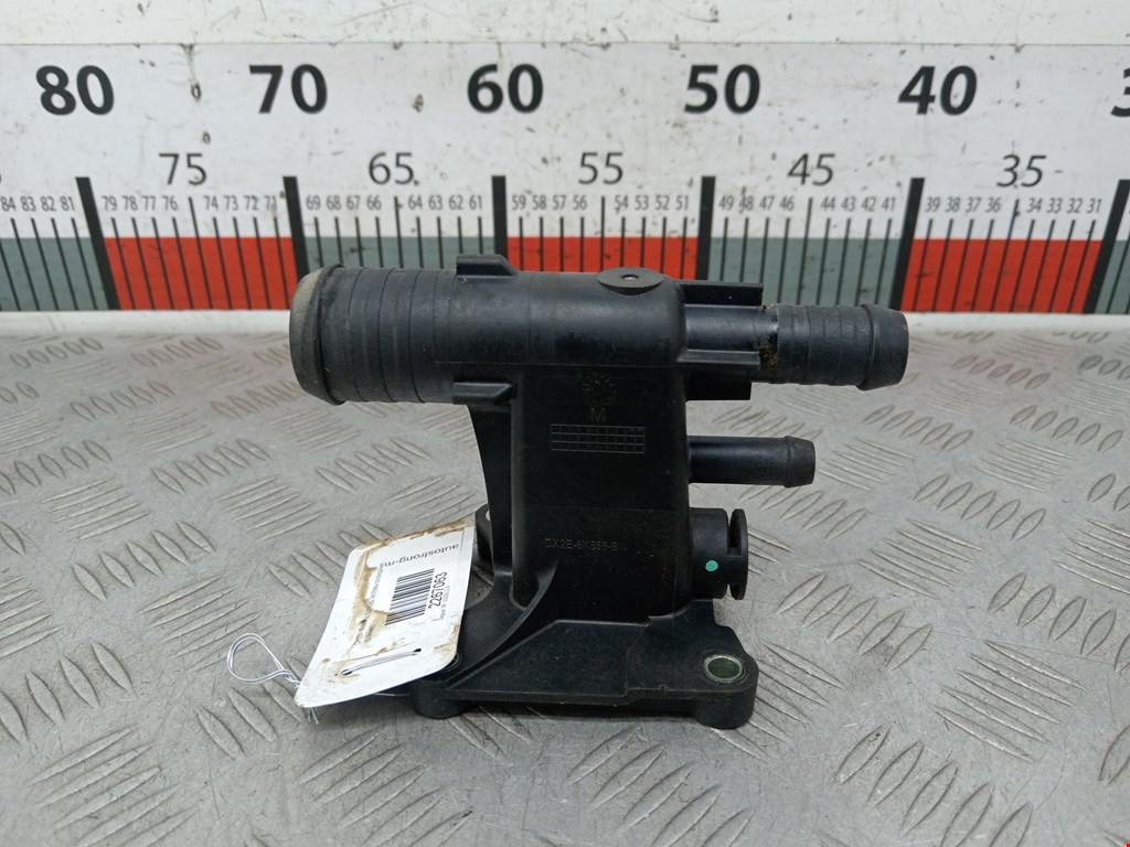 Тройник системы охлаждения JAGUAR XF X250 2007-2015