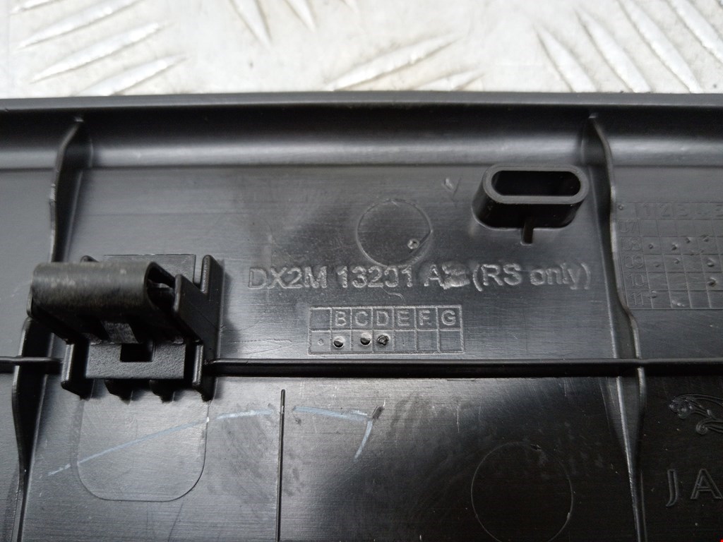 Накладка порога (внутренняя) JAGUAR XF X250 2007-2015