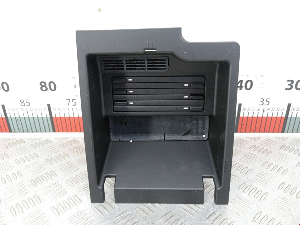 Бардачок (вещевой ящик) BMW X5 (E53) (1999-2006)