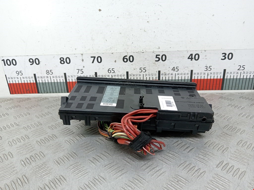 Датчик уровня в бачок омывателя BMW X5 E53 1999-2006