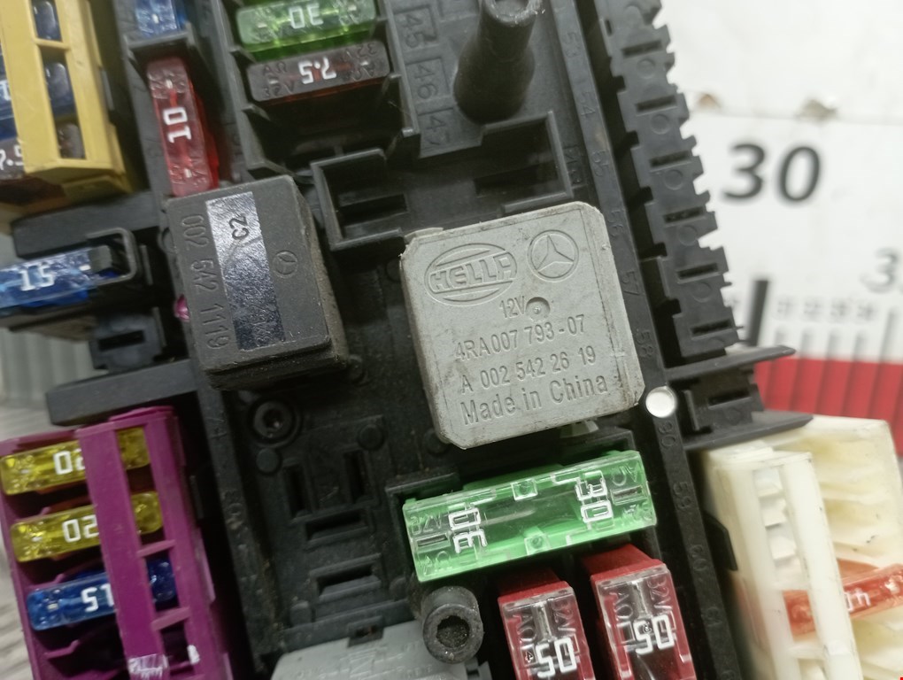 Датчик уровня в бачок омывателя MERCEDES-BENZ E-Class W212, S212, C207 2009-2016