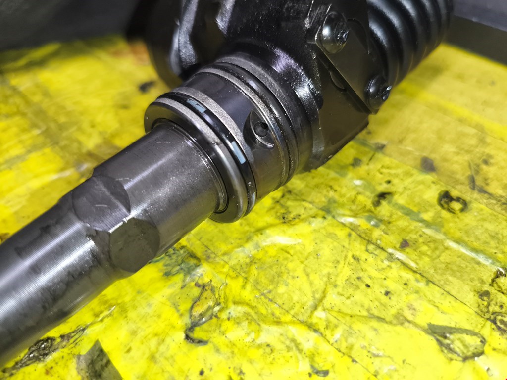 Форсунка дизельная электрическая VOLKSWAGEN Caddy III 2004-2015