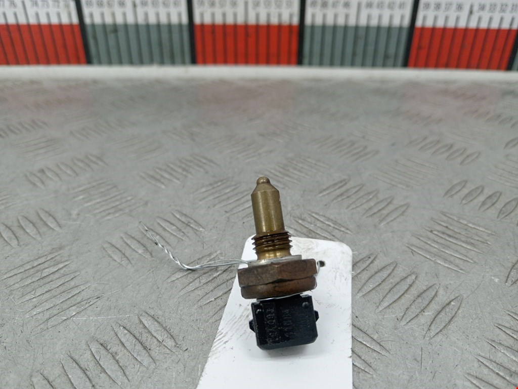 Датчик температуры (охлаждающей жидкости) BMW X5 E53 1999-2006