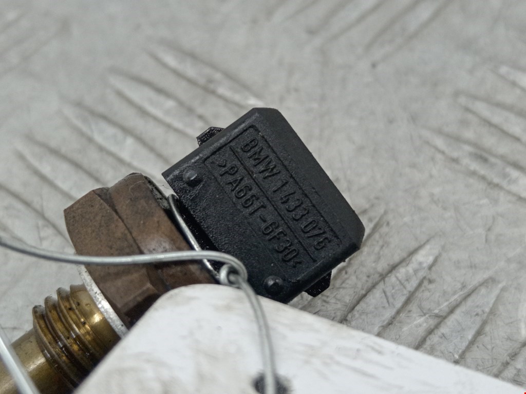 Датчик температуры (охлаждающей жидкости) BMW X5 E53 1999-2006