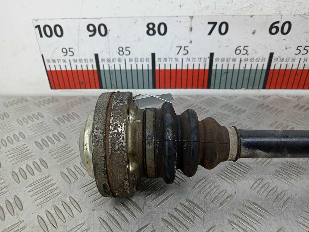 Полуось (привод, приводной вал) задняя правая BMW X5 E53 1999-2006