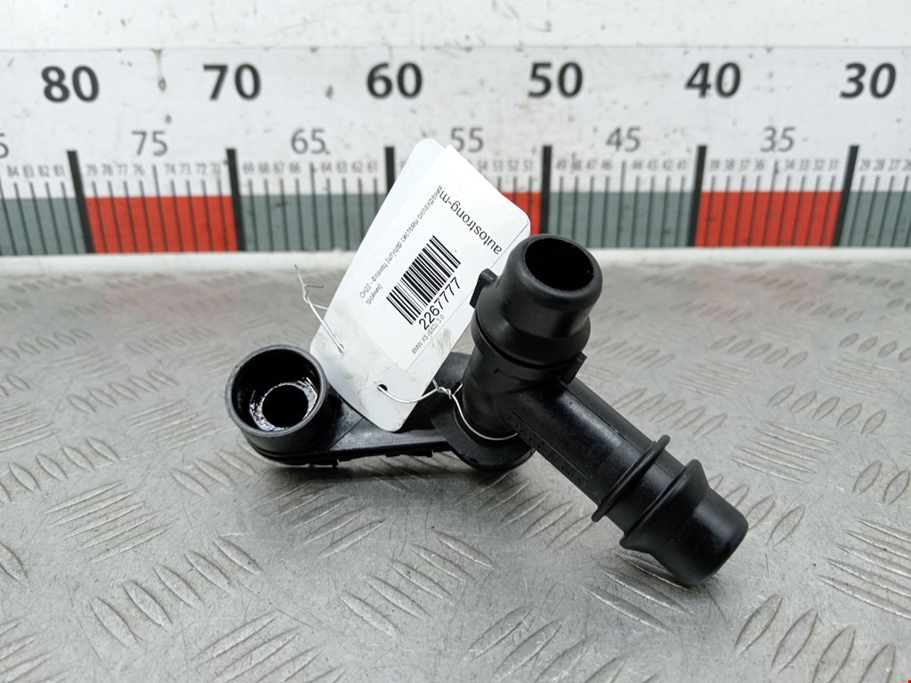 Тройник системы охлаждения BMW X5 E53 1999-2006