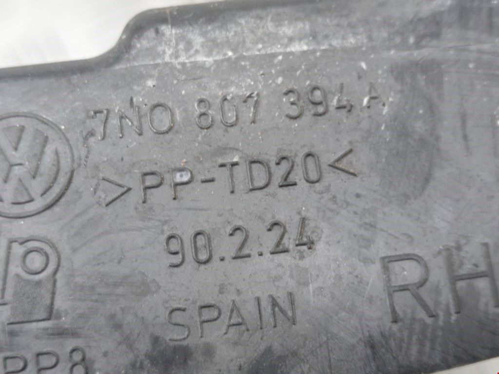 Кронштейн заднего бампера левый правый VOLKSWAGEN Sharan 2010-н.в.