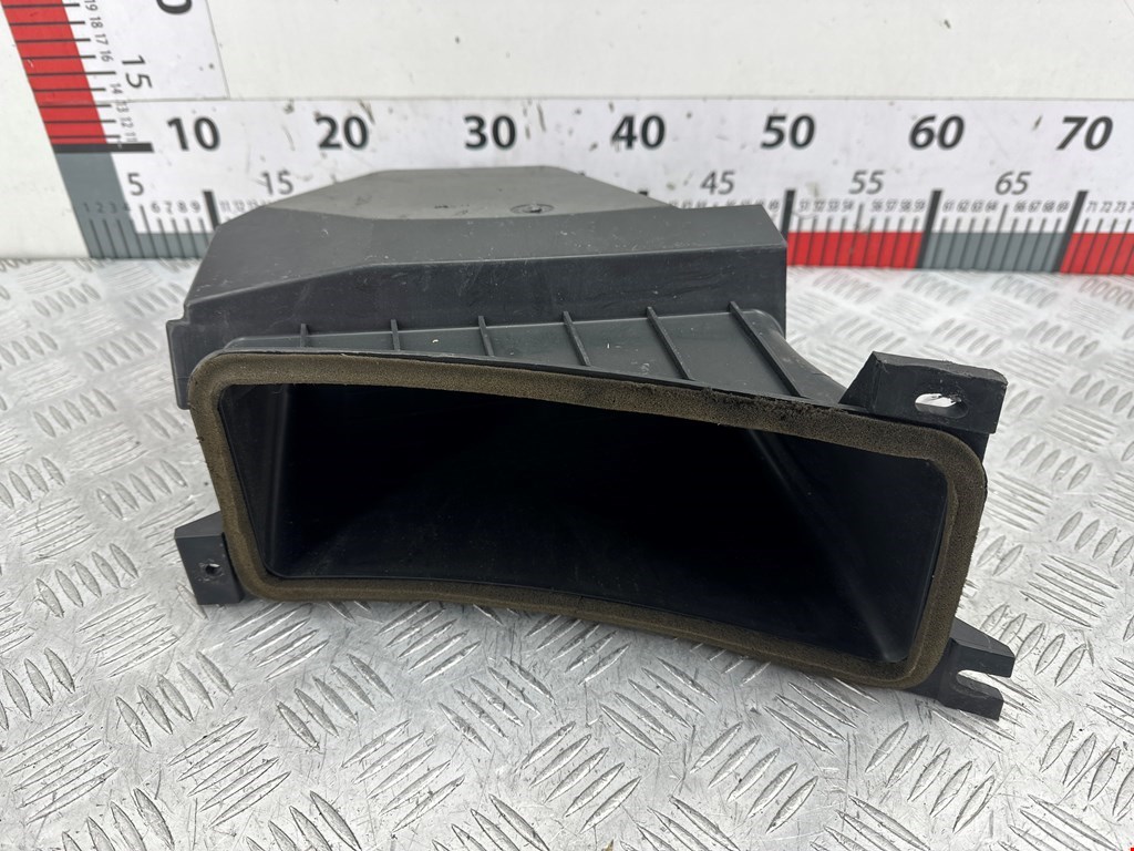 Корпус салонного фильтра TESLA Model S I 2012-н.в.