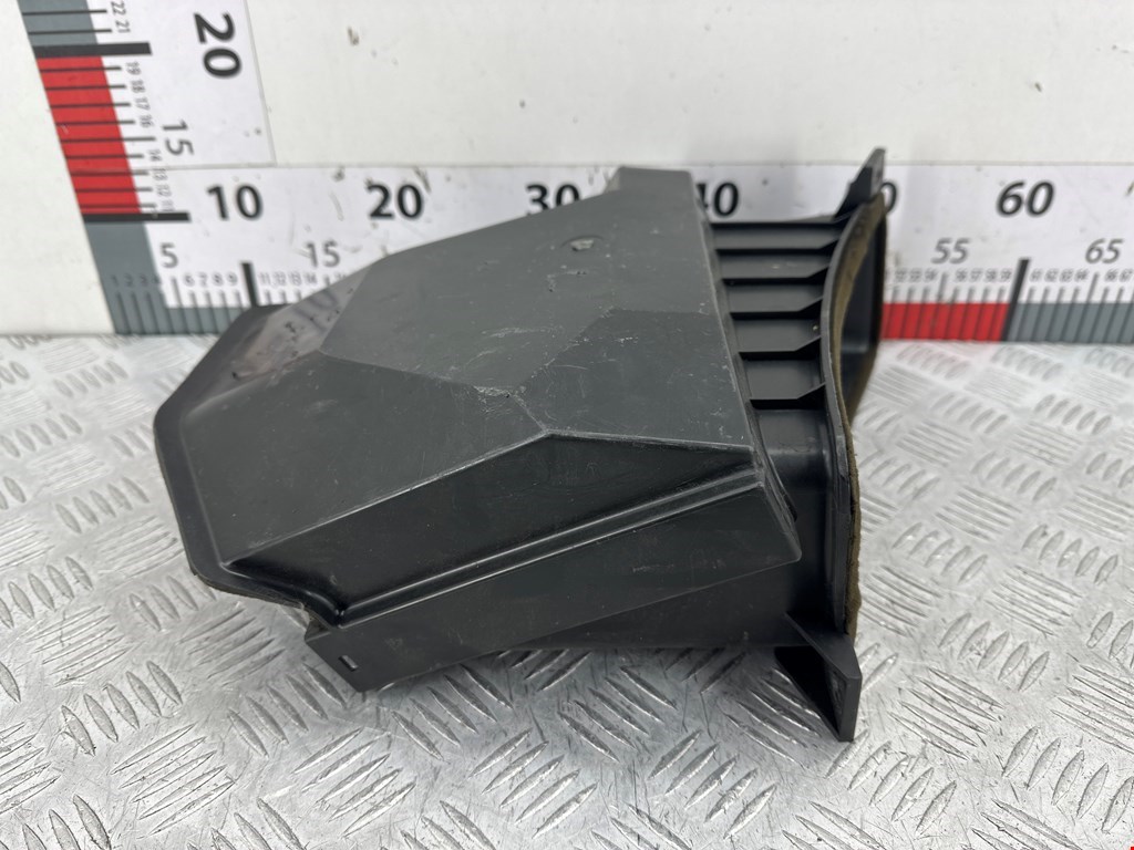 Корпус салонного фильтра TESLA Model S I 2012-н.в.