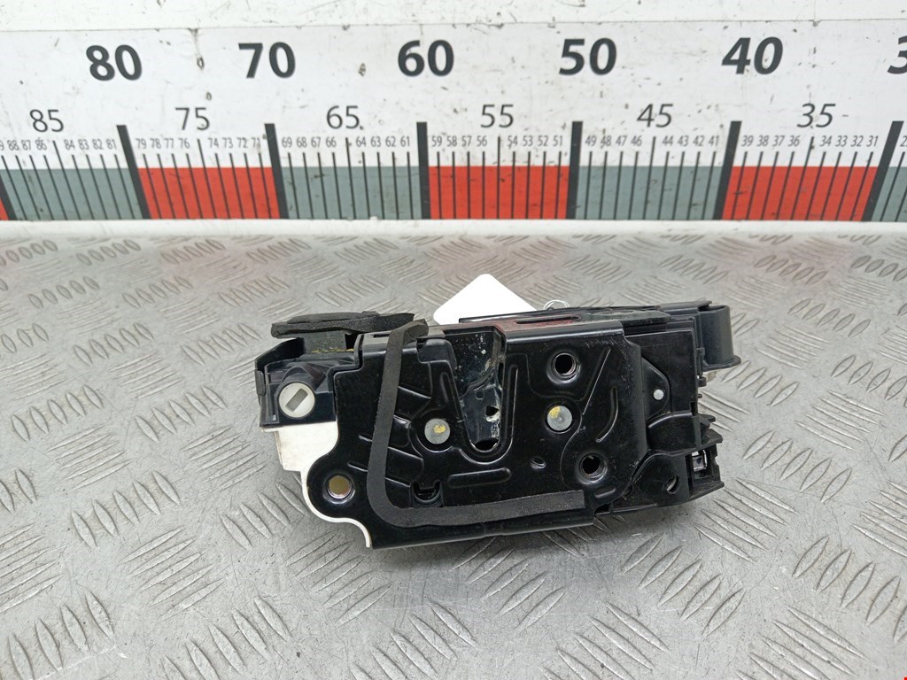 Замок двери передней левой VOLKSWAGEN Sharan 2010-н.в.