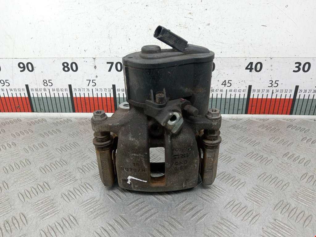 Суппорт задний левый Volkswagen Sharan 2 (2010-2021)