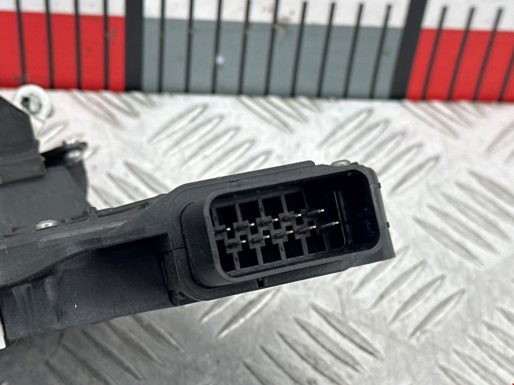 Замок двери передней левой JAGUAR XF X250 2007-2015