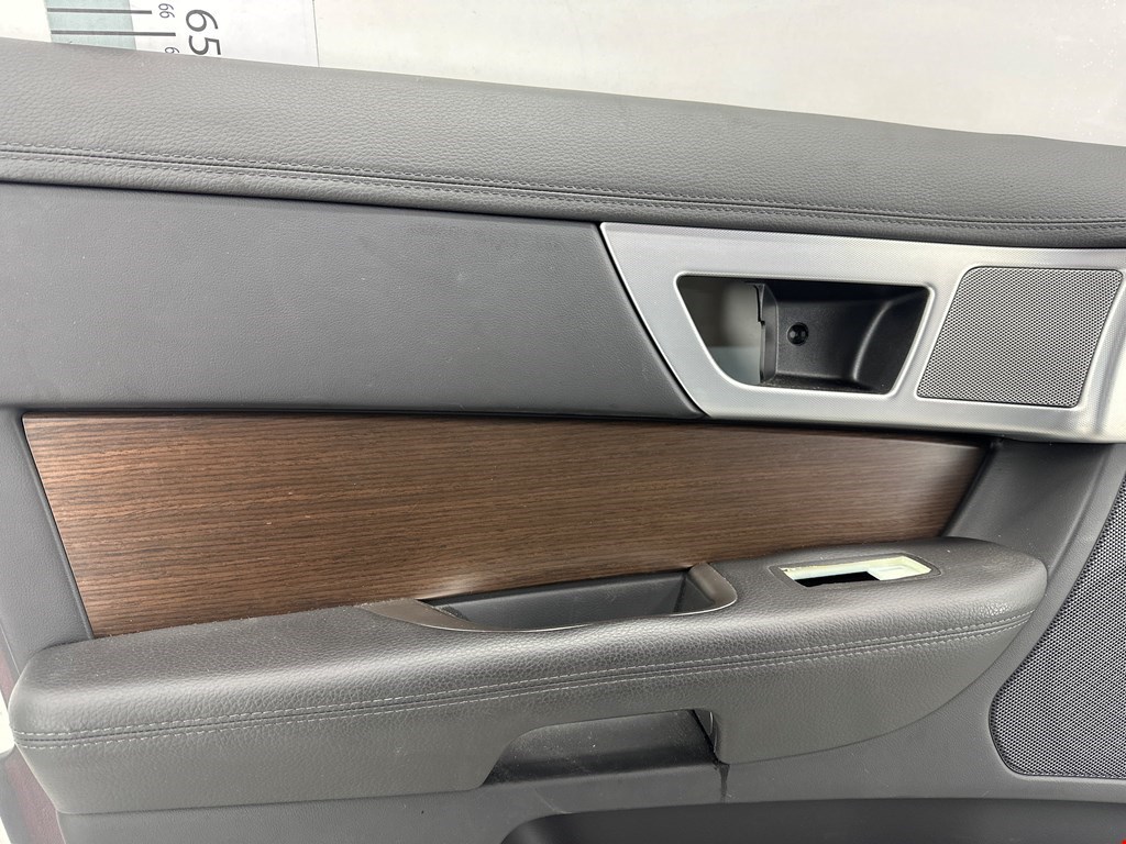 Обшивка двери передняя левая JAGUAR XF X250 2007-2015
