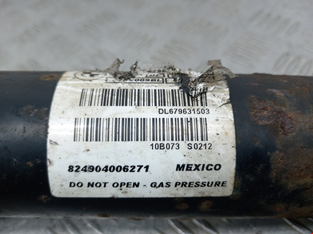 Амортизатор передний правый BMW X3 F25 2010-2017