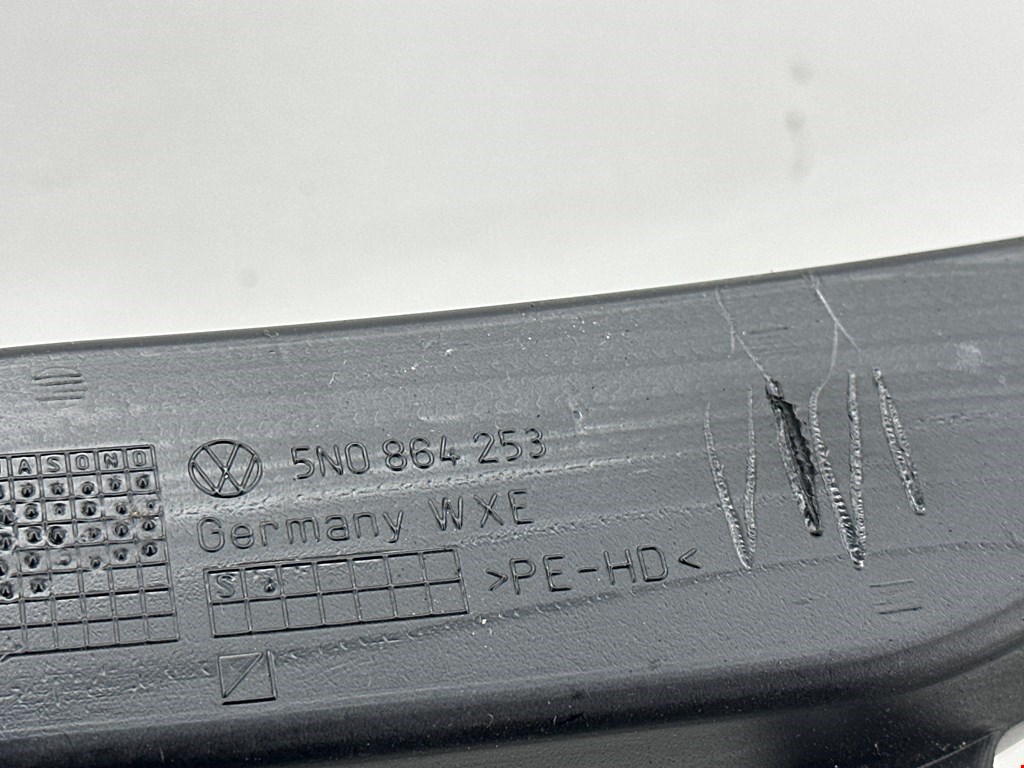 Водосток VOLKSWAGEN Tiguan 2007-2018