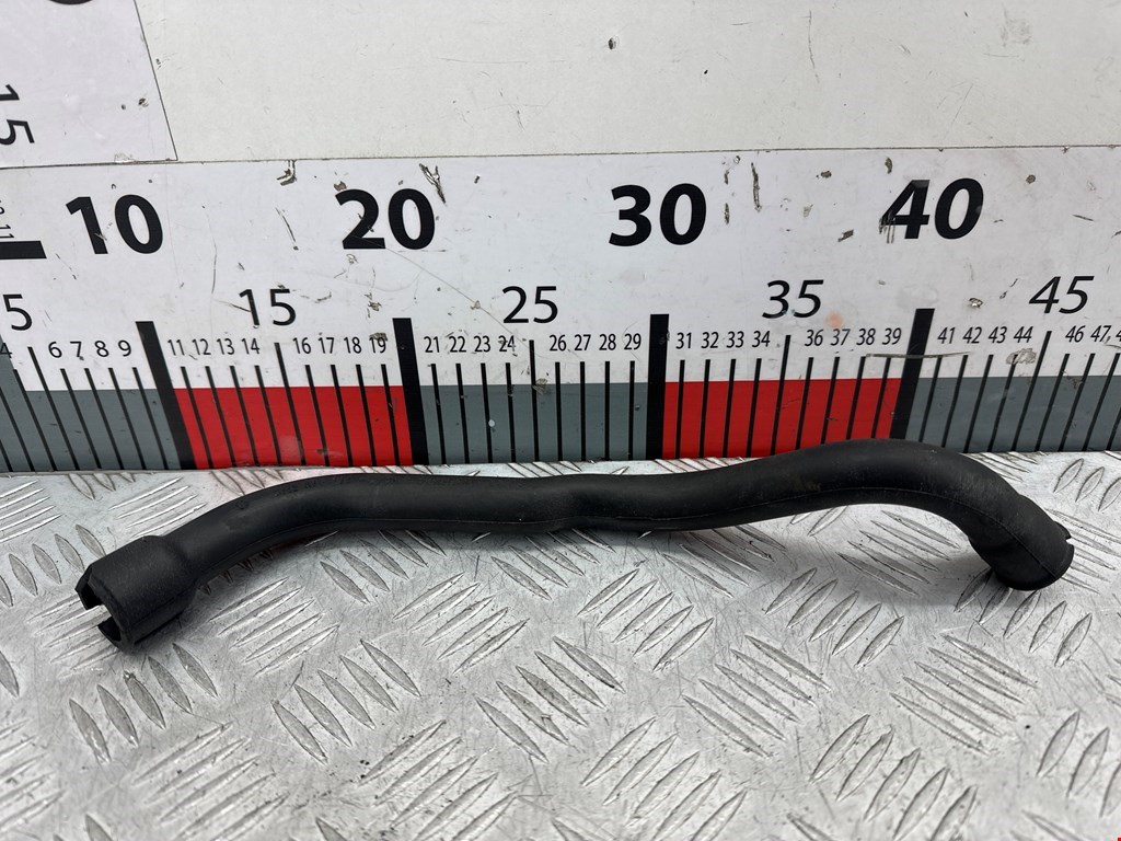 Патрубок отопителя (печки) Volkswagen Tiguan 1 (2007-2016)