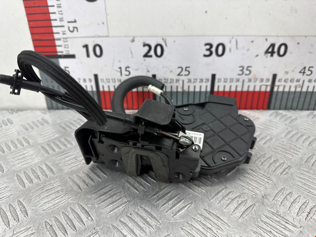 Замок двери передней правой JAGUAR XF X250 2007-2015