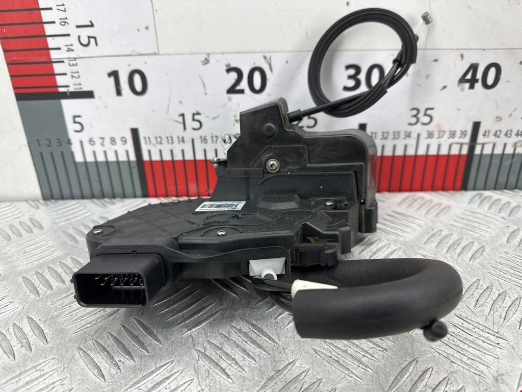 Замок двери передней правой JAGUAR XF X250 2007-2015