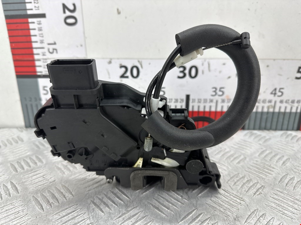 Замок двери передней правой JAGUAR XF X250 2007-2015