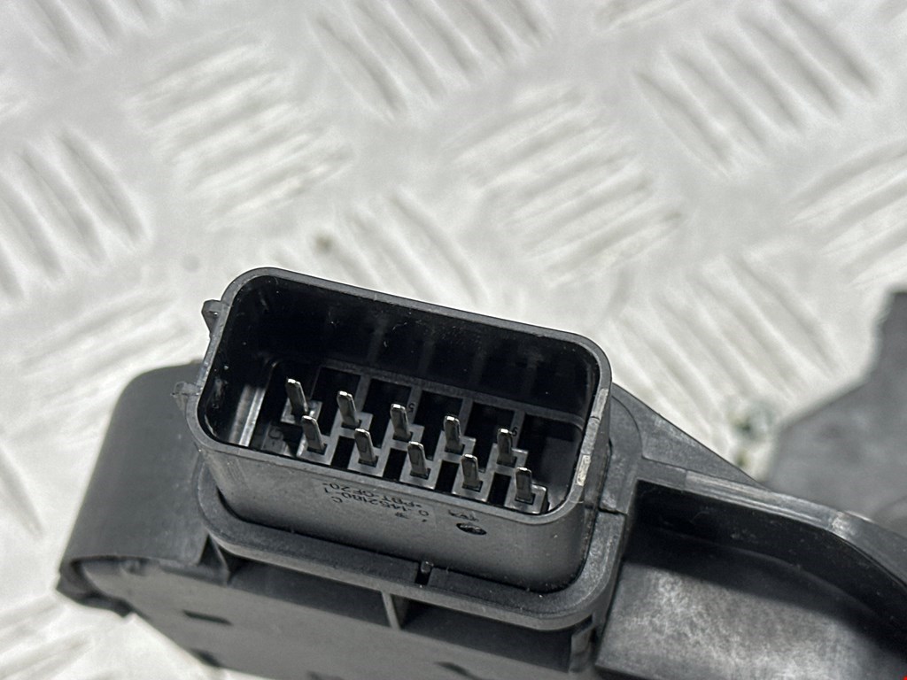 Замок двери передней правой JAGUAR XF X250 2007-2015