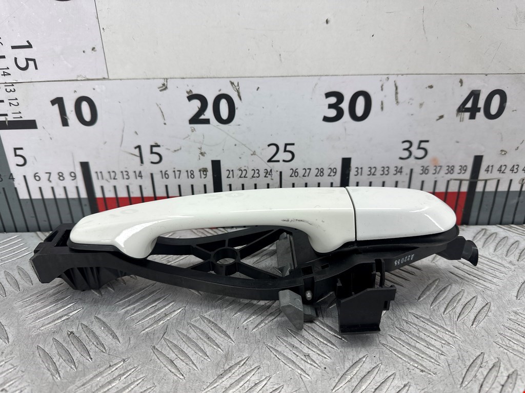 Ручка двери задней наружная левая JAGUAR XF X250 2007-2015