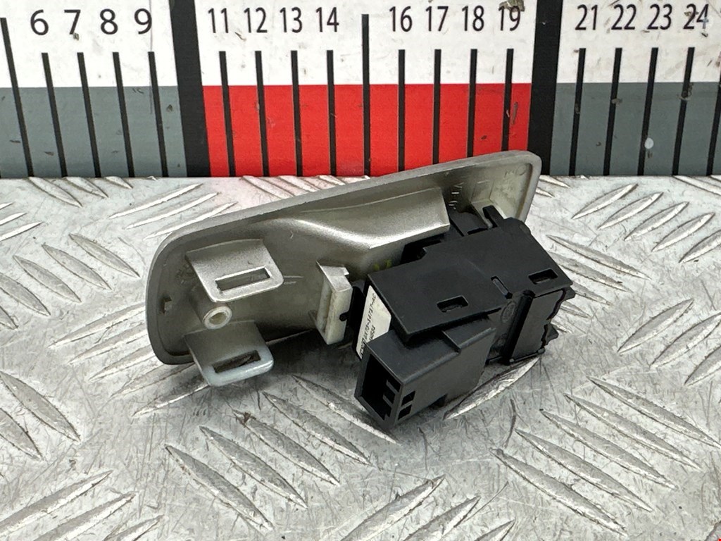 Кнопка стеклоподъемника JAGUAR XF X250 2007-2015