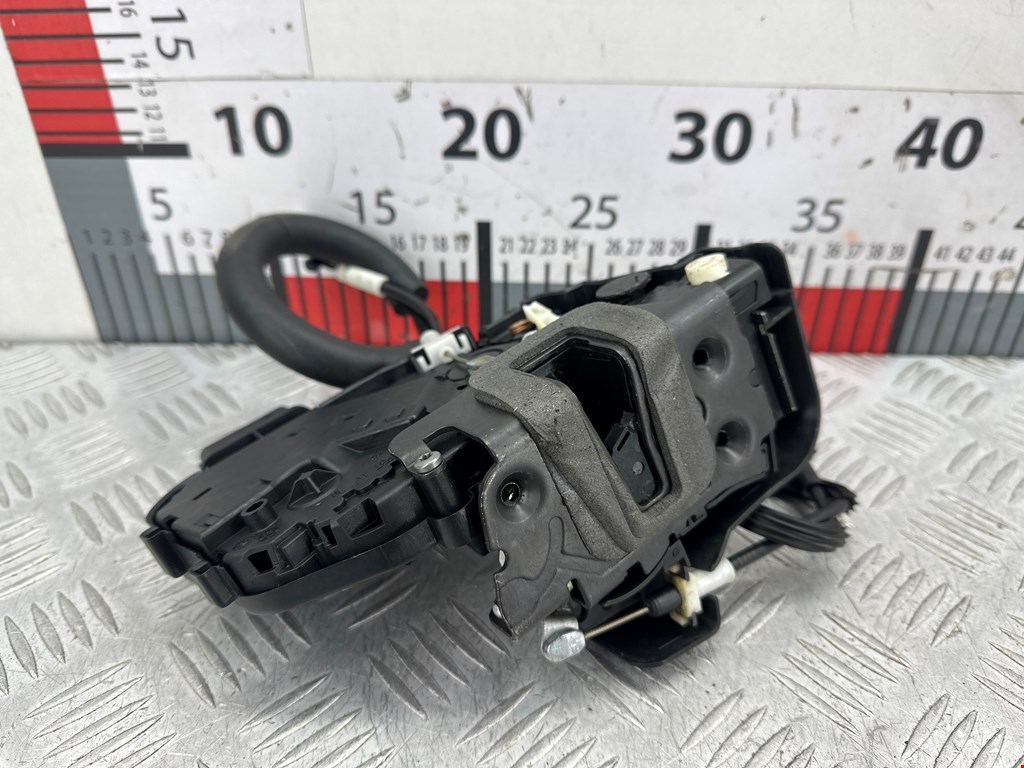 Замок двери задней правой JAGUAR XF X250 2007-2015