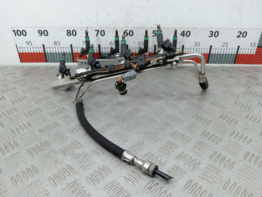 Рампа топливная (рейка) BMW 7er 7 серия E65/E66 2001-2008