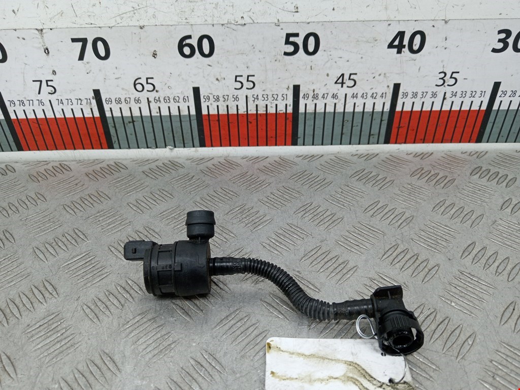 Клапан вентиляции топливного бака BMW 1er E81\E87 2004-2011