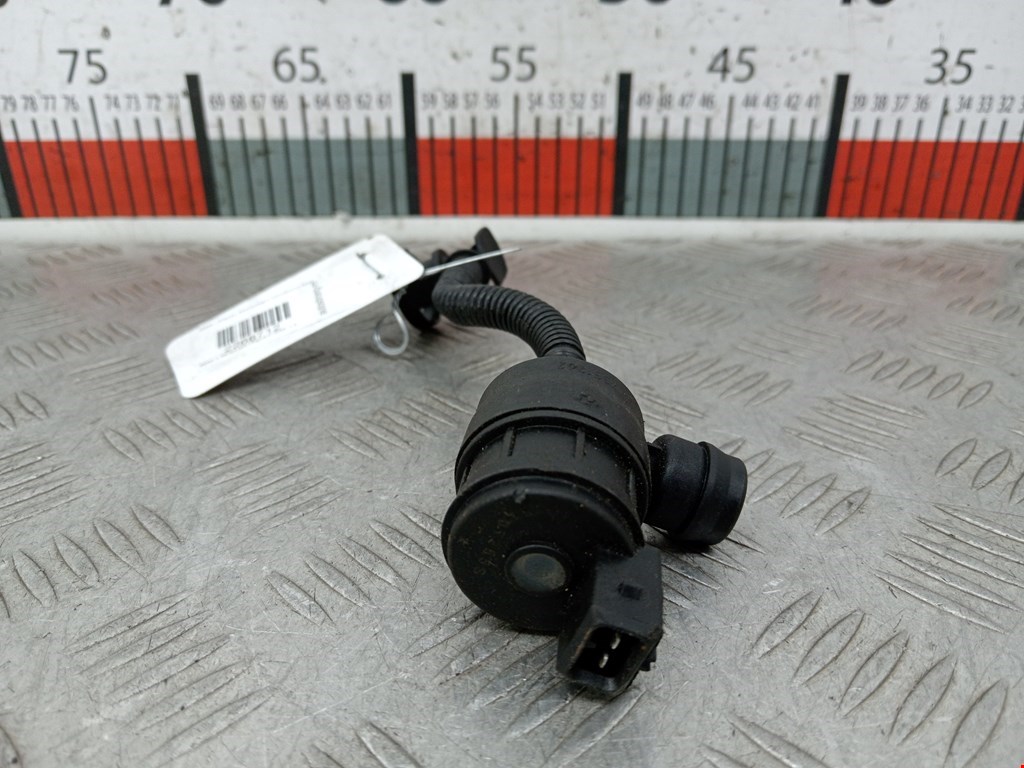 Клапан вентиляции топливного бака BMW 1er E81\E87 2004-2011