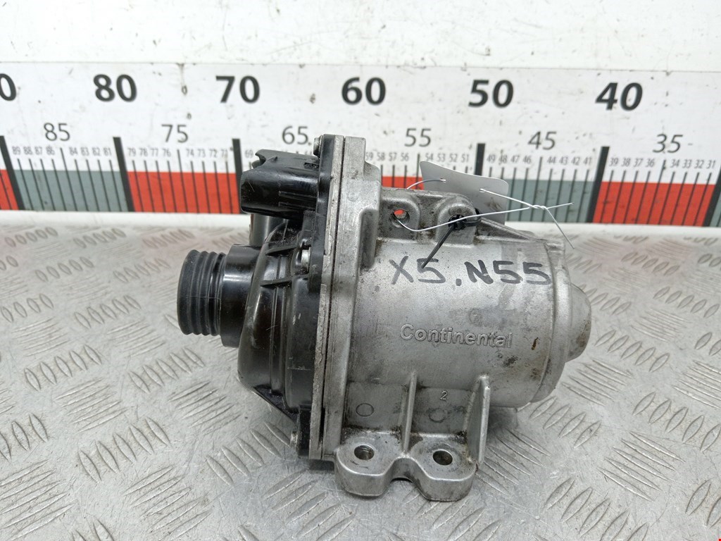 Насос водяной (помпа) BMW X5 E70 2007-2013