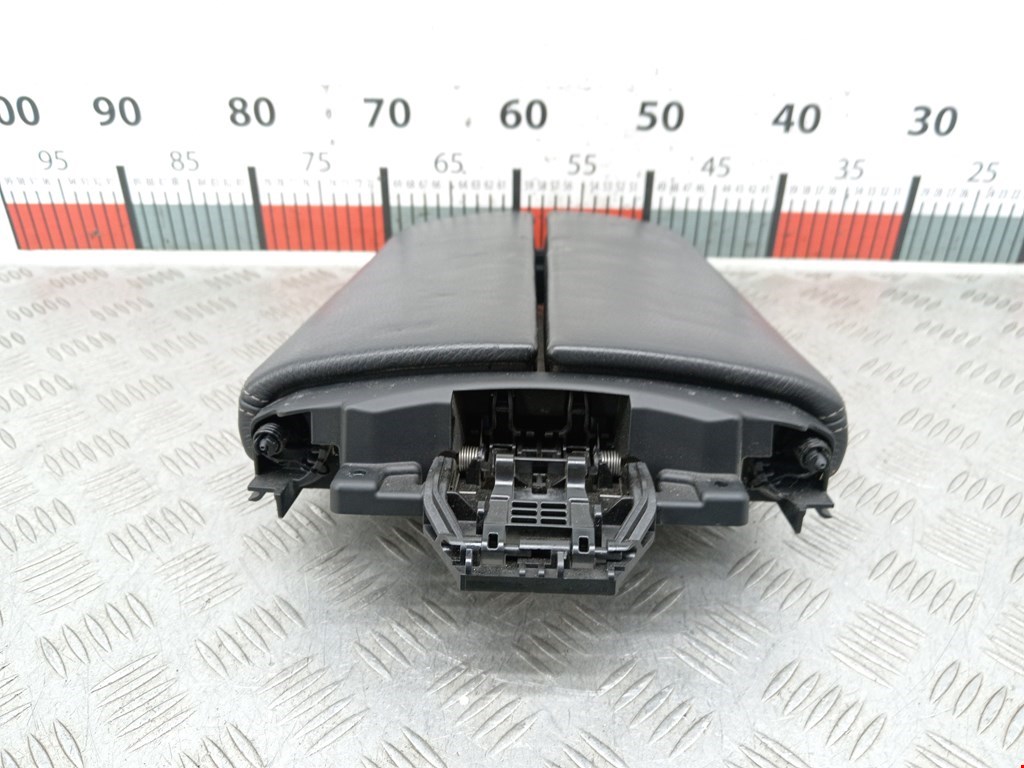 Подлокотник в салон BMW 7er 7 серия G11/G12 2015-2022