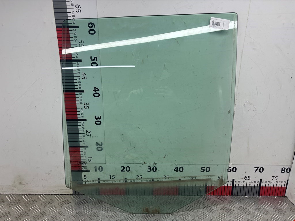 Стекло двери задней левой Land Rover Freelander 2 (2006-2014)