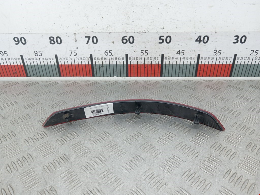 Отражатель в бампер задний левый VOLKSWAGEN Sharan 2010-н.в.