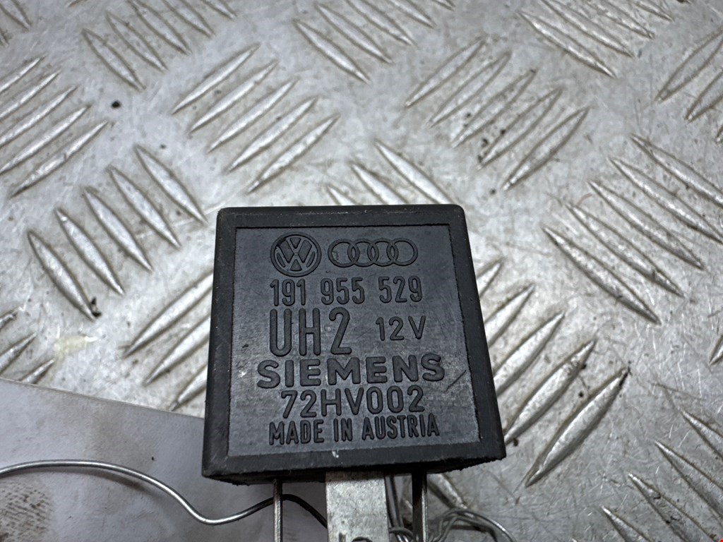 Реле стеклоочистителей VOLKSWAGEN Transporter T4 1990-2003