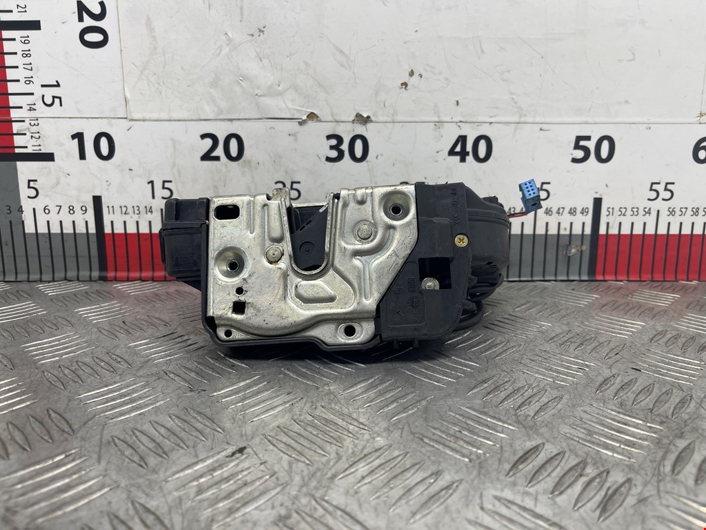 Замок двери задней левой MERCEDES-BENZ C-Class C-klasse W203 2000-2007