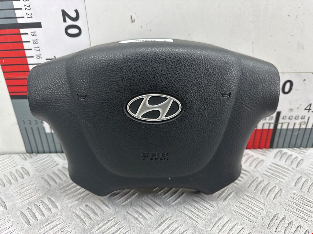 Подушка безопасности в рулевое колесо Hyundai Santa Fe 2 (CM) (2005-2012)