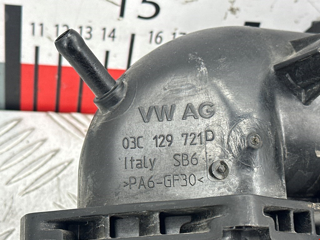 Патрубок воздушного фильтра VOLKSWAGEN Tiguan 2007-2018