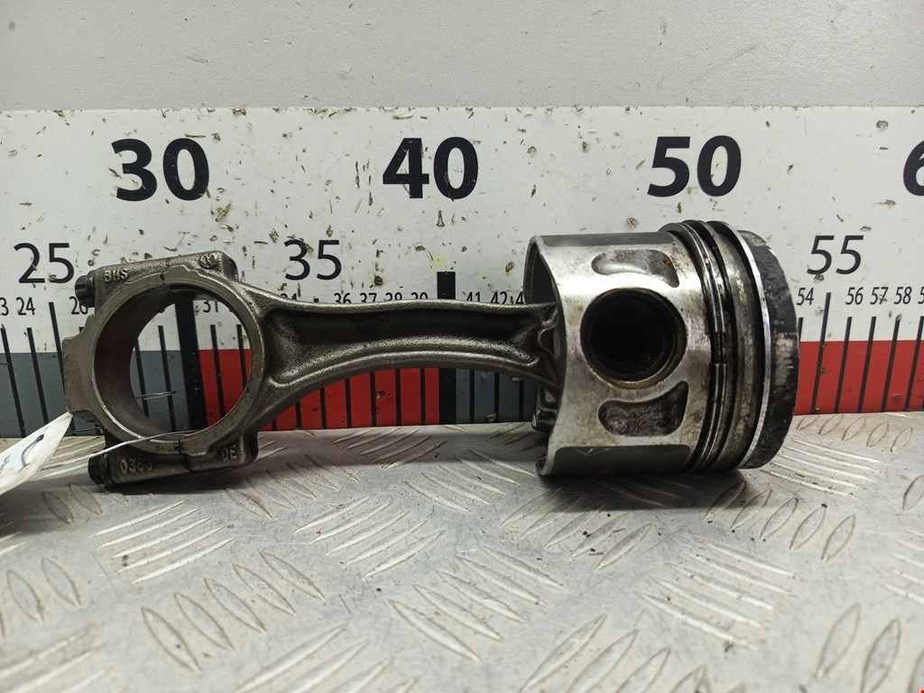 Поршень с шатуном SKODA Octavia A4 1U- 1997-2010