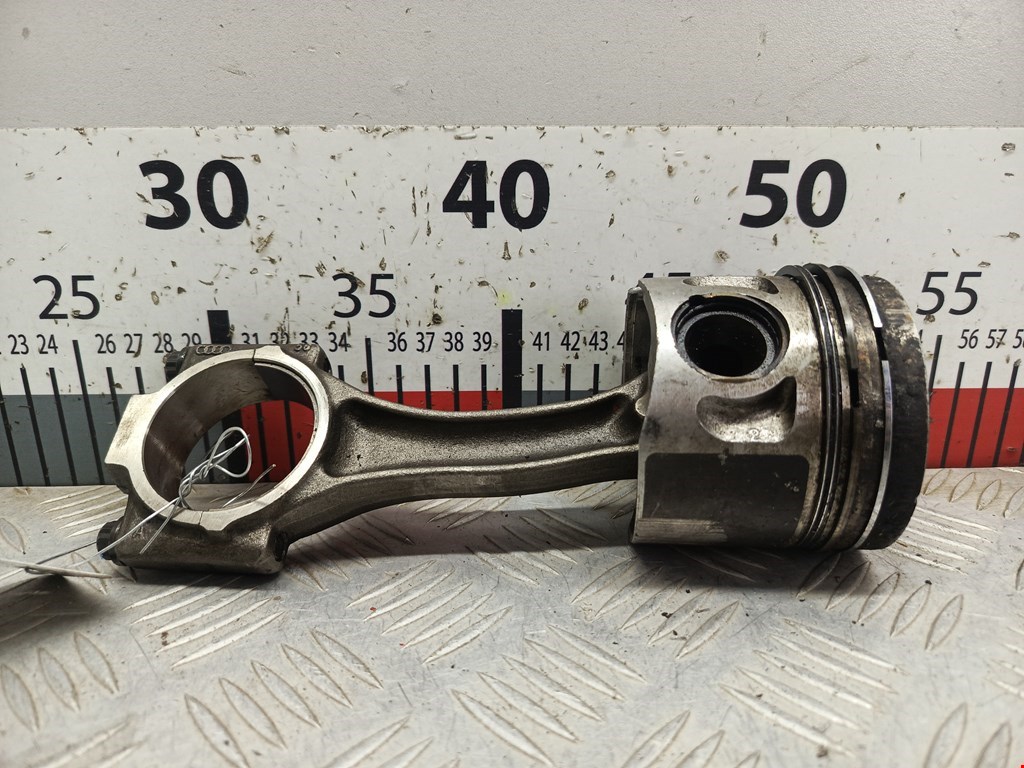 Поршень с шатуном SKODA Octavia A4 1U- 1997-2010