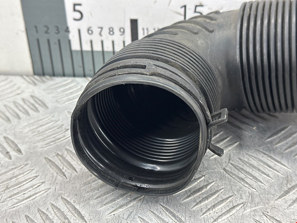 Патрубок воздушного фильтра VOLKSWAGEN Tiguan 2007-2018