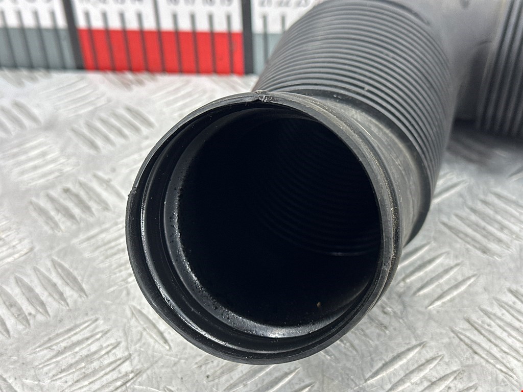 Патрубок воздушного фильтра VOLKSWAGEN Tiguan 2007-2018